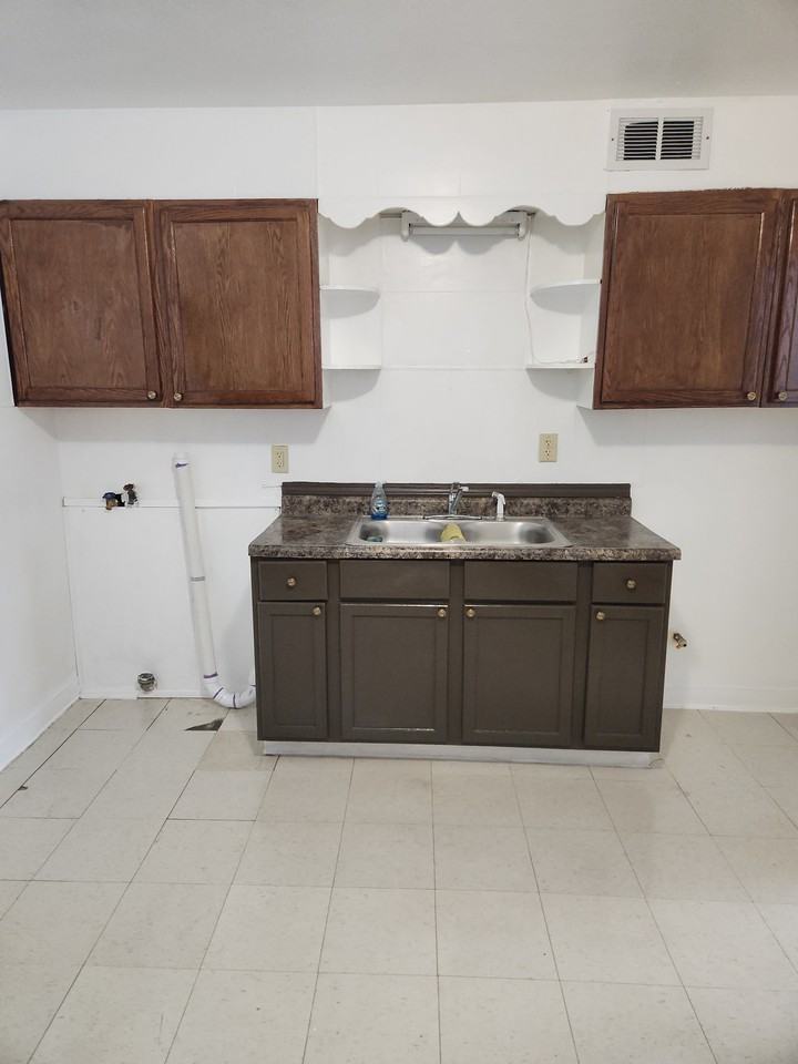 4134 Fillmore St - Photo 3 of 6