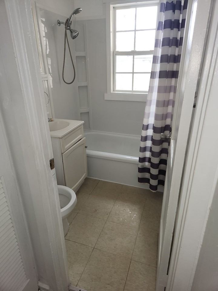 4134 Fillmore St - Photo 4 of 6