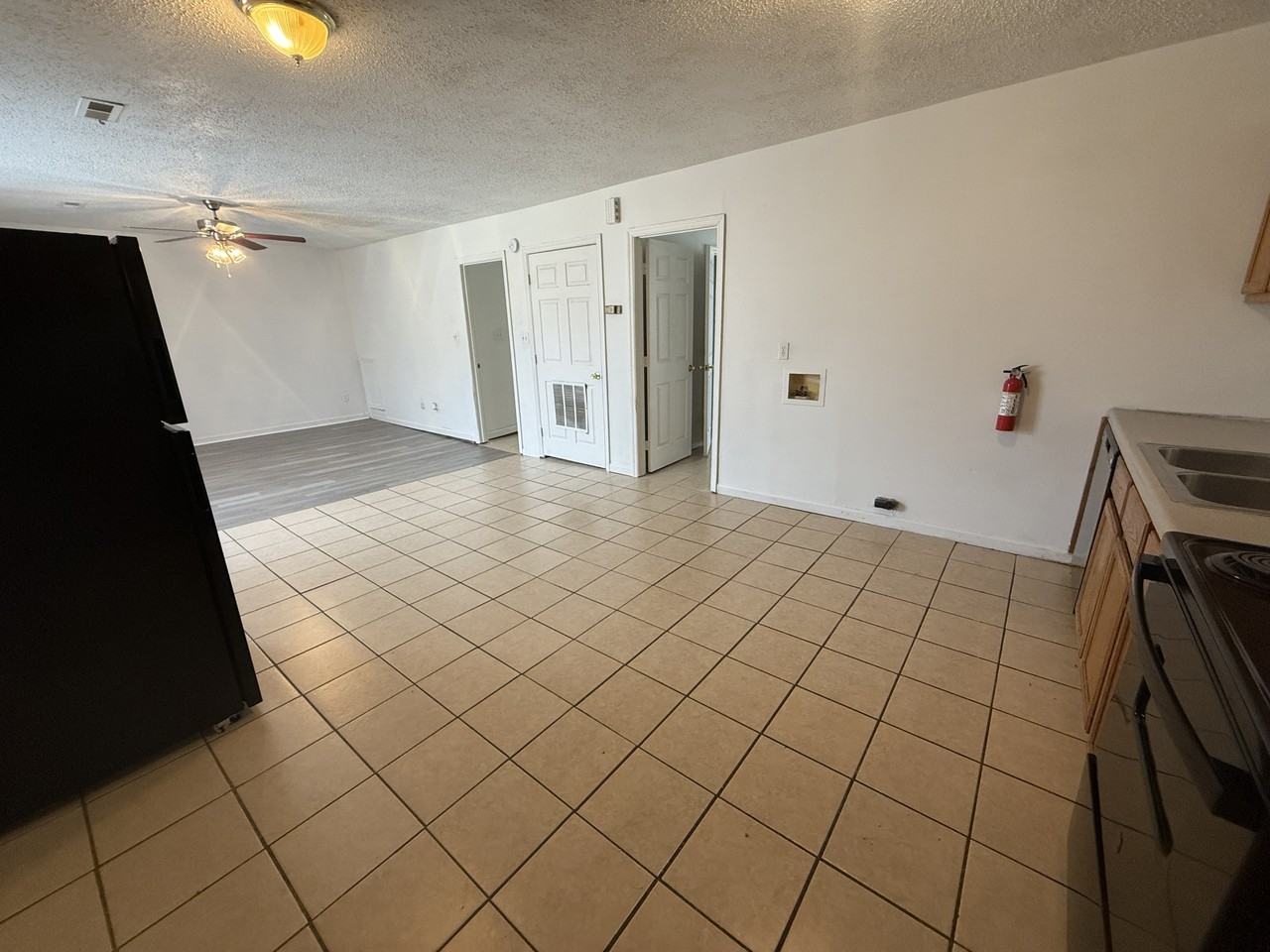 280 Wilson Dr #A - Photo 2 of 16