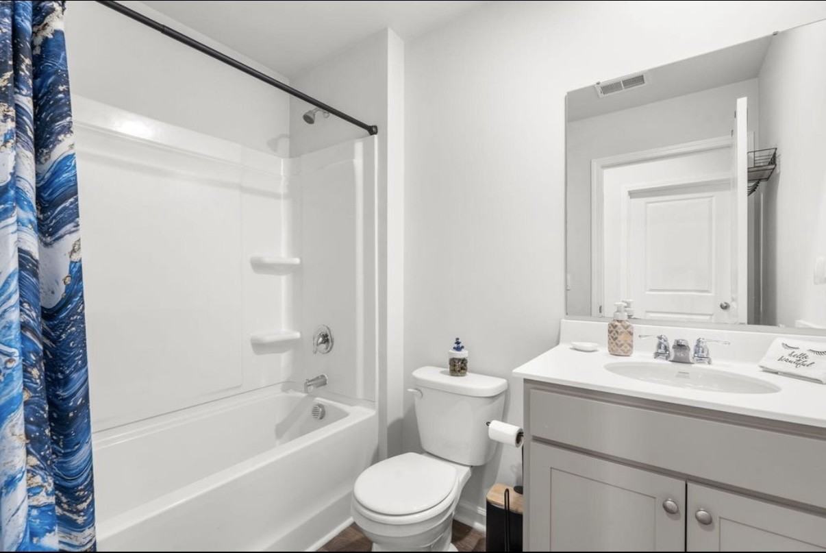 645 Silver Spruce St - Photo 5 of 28