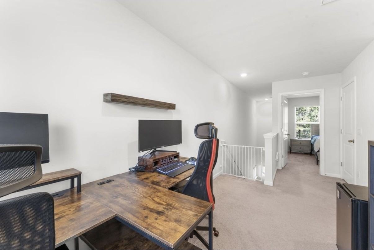 645 Silver Spruce St - Photo 7 of 28