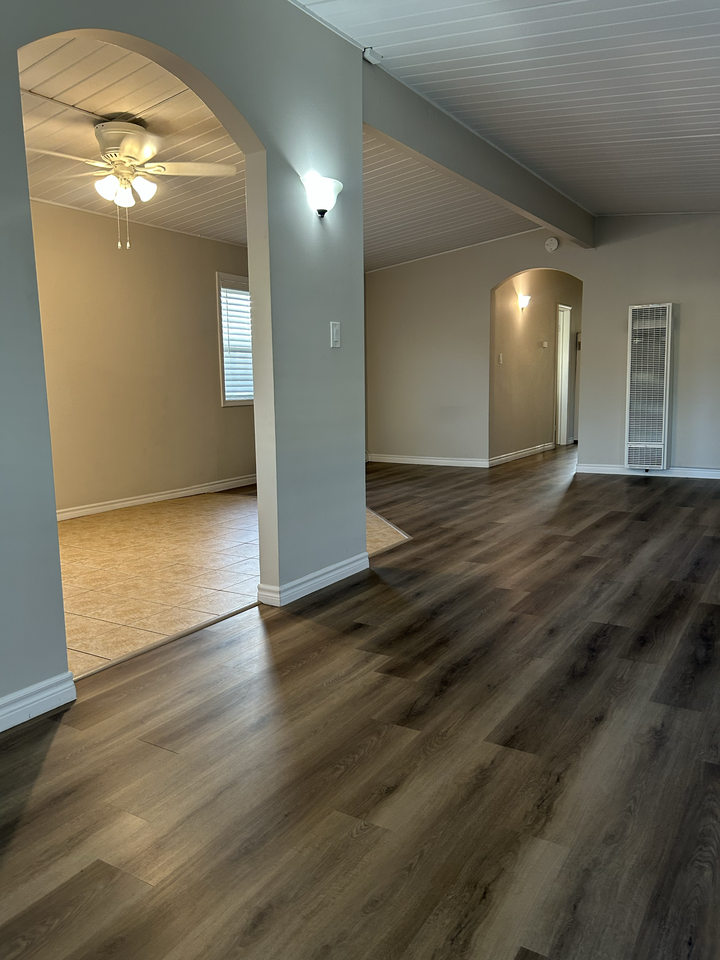 15327 Pimenta Ave - Photo 3 of 18