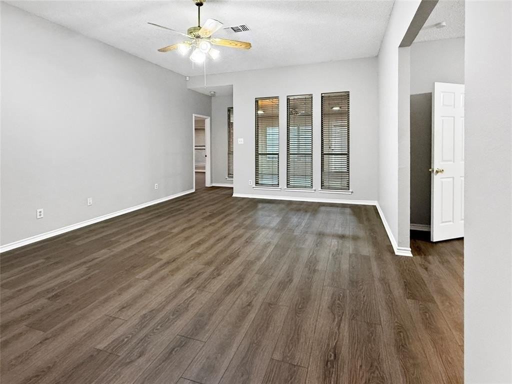 6913 Battle Creek Dr - Photo 2 of 12