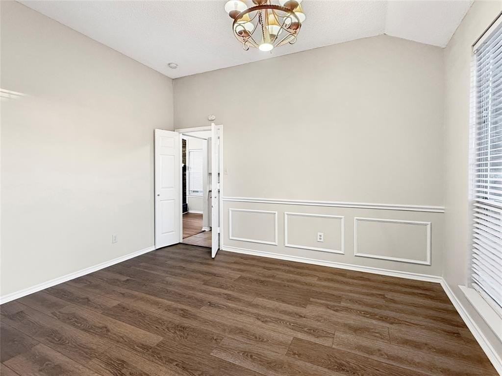 6913 Battle Creek Dr - Photo 3 of 12