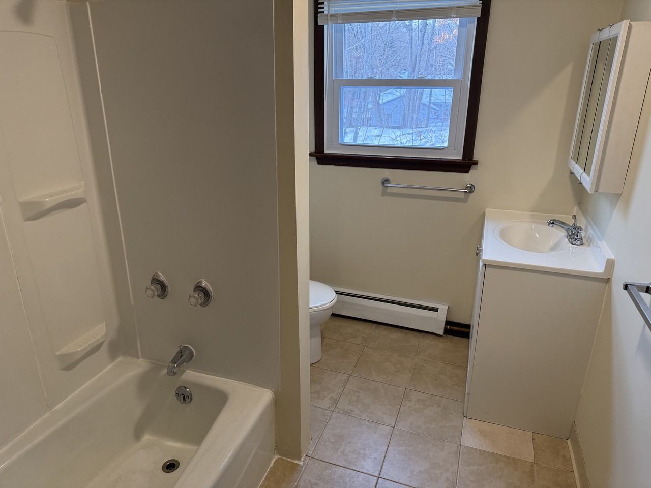 52 Briarwood Dr #52 - Photo 3 of 14