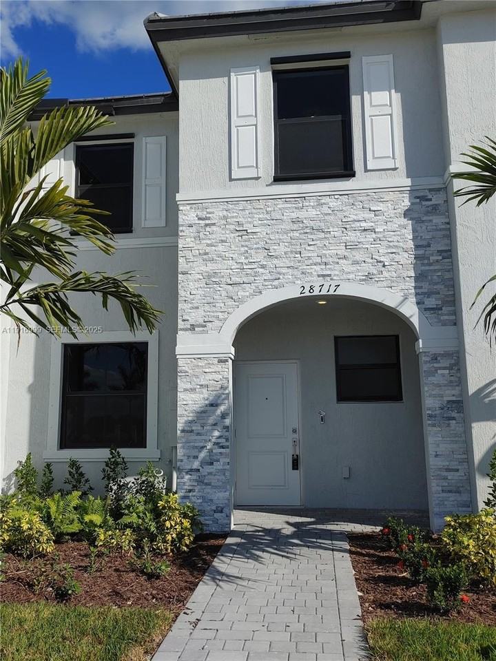 28717 Sw 132nd Pl