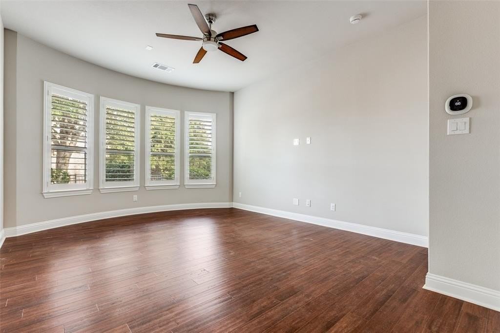 917 Snyder Dr - Photo 7 of 18