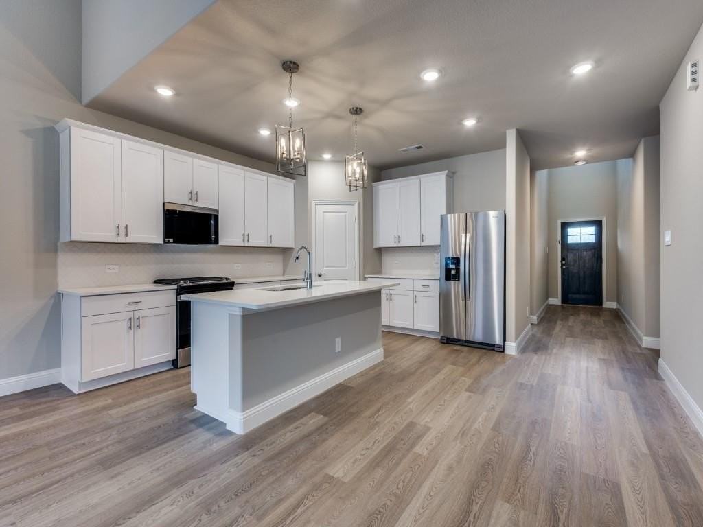 600 Midnight Oak Dr - Photo 7 of 30
