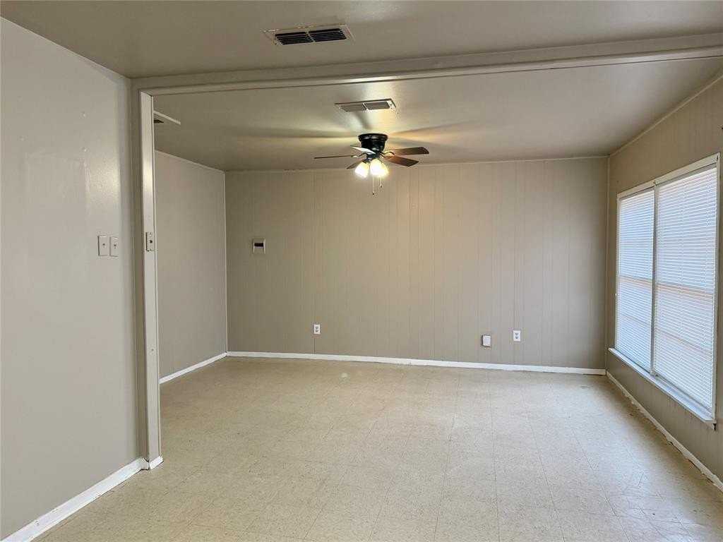 5265 Taos Dr - Photo 6 of 12