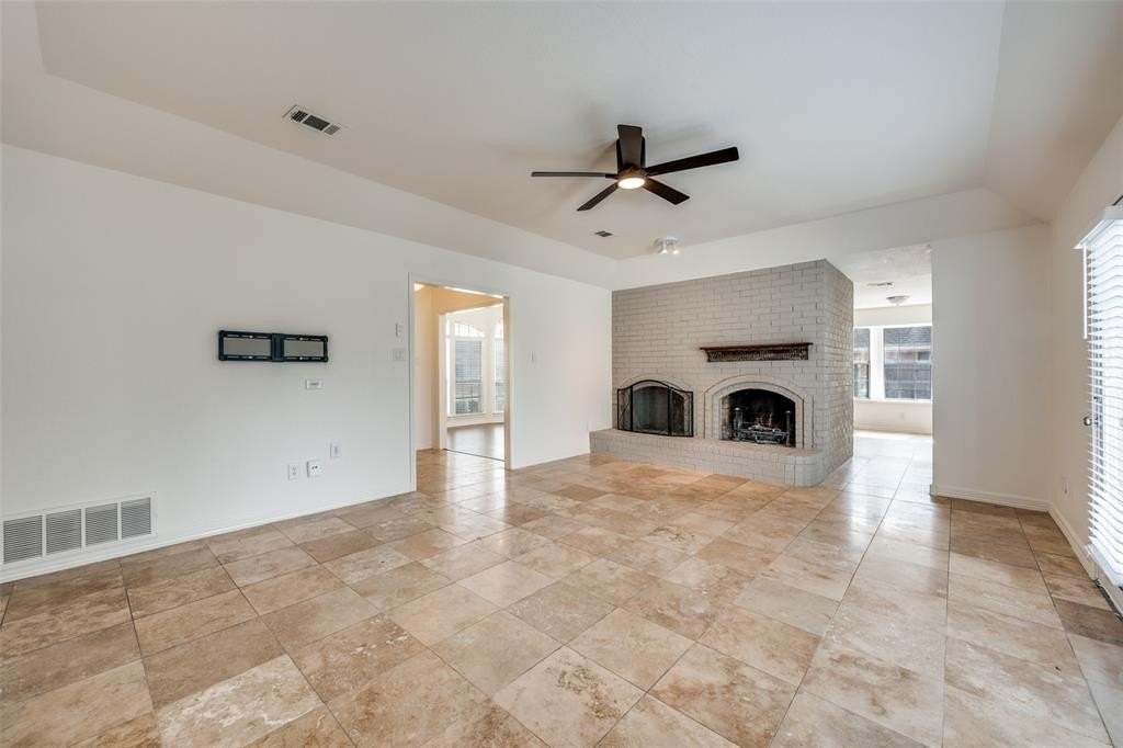 7317 Century Dr - Photo 7 of 31