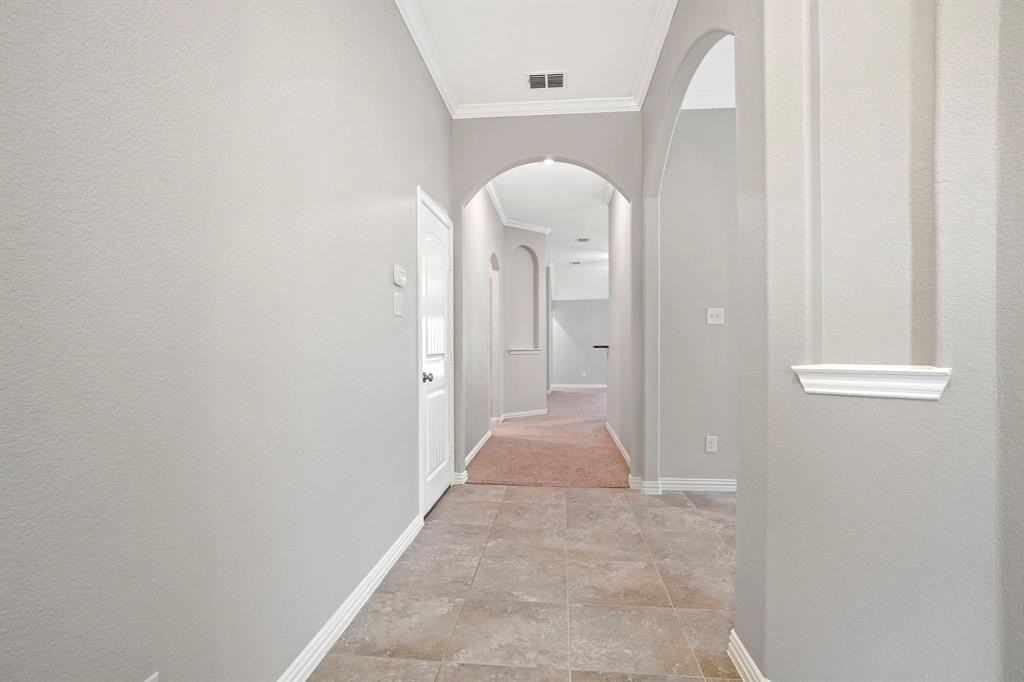 16316 Stillhouse Hollow Ct - Photo 2 of 25