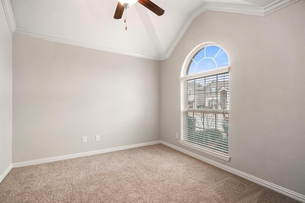 16316 Stillhouse Hollow Ct - Photo 4 of 25