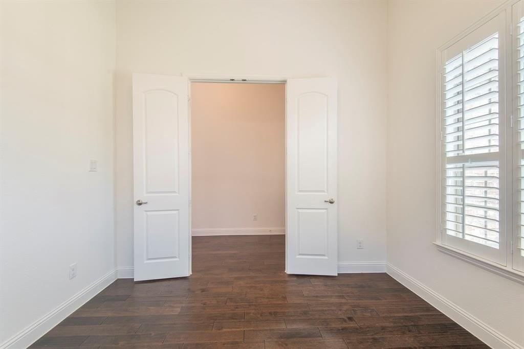 861 Field Xing - Photo 4 of 25