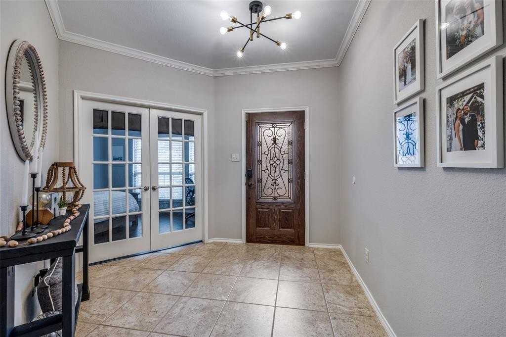 960 English Dr - Photo 5 of 25