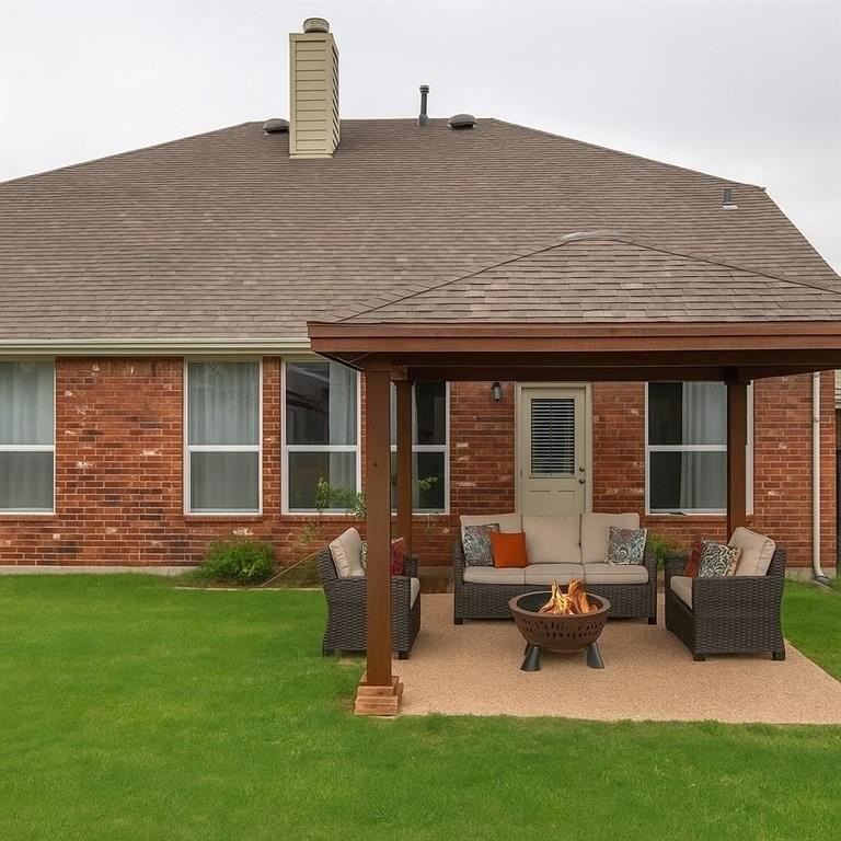 2915 Holly Ln - Photo 4 of 5