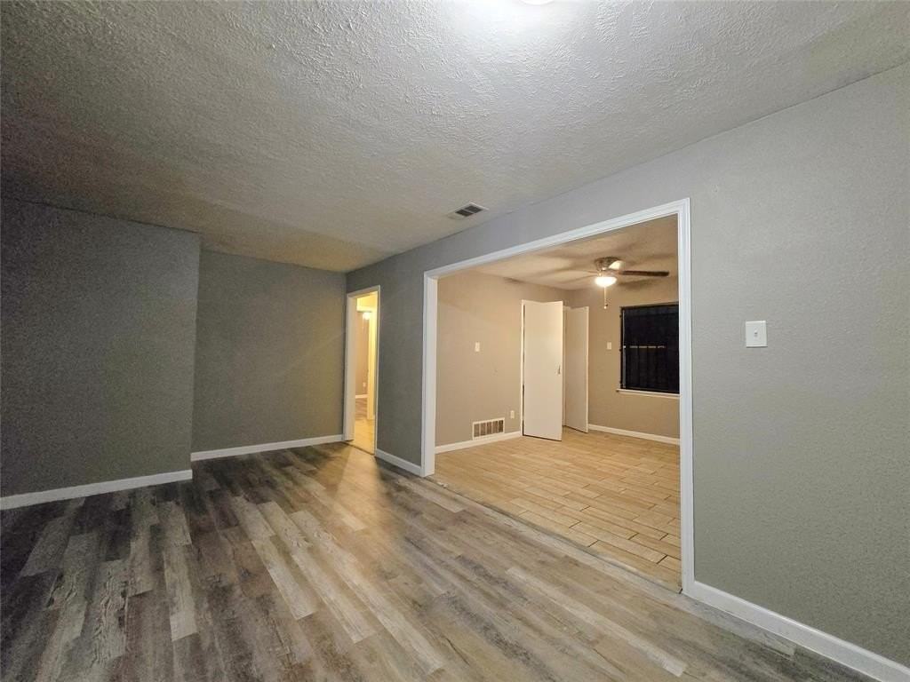 12008 Bellafonte Dr - Photo 5 of 26