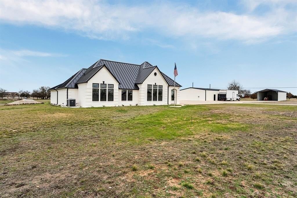 157 Country Place Ln - Photo 3 of 40