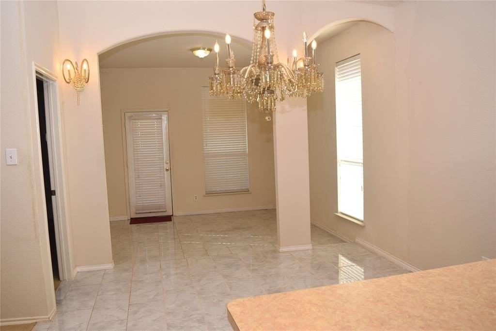 1714 Rustic Ln - Photo 6 of 19