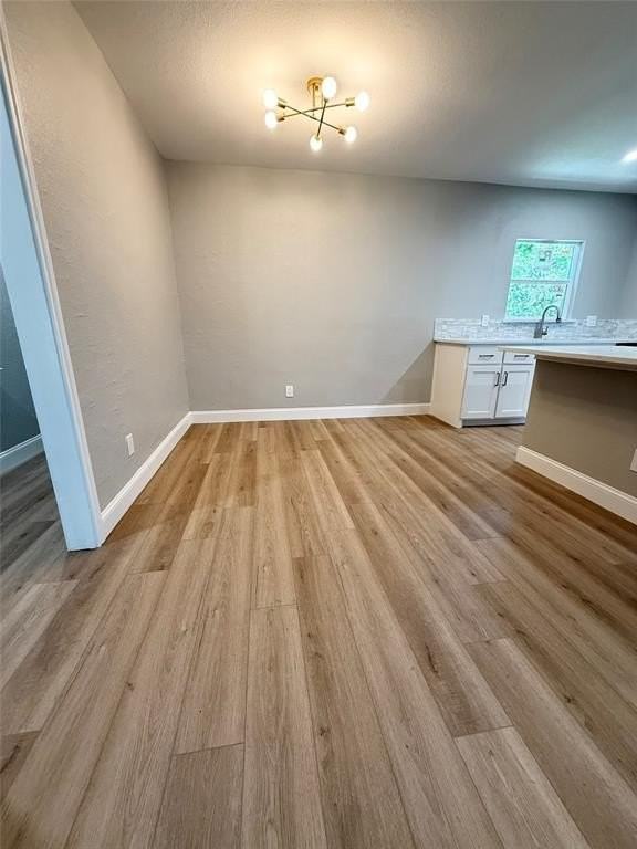 1715 Alaska Ave - Photo 3 of 23