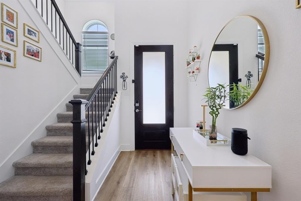 2360 Norma Ln - Photo 6 of 37