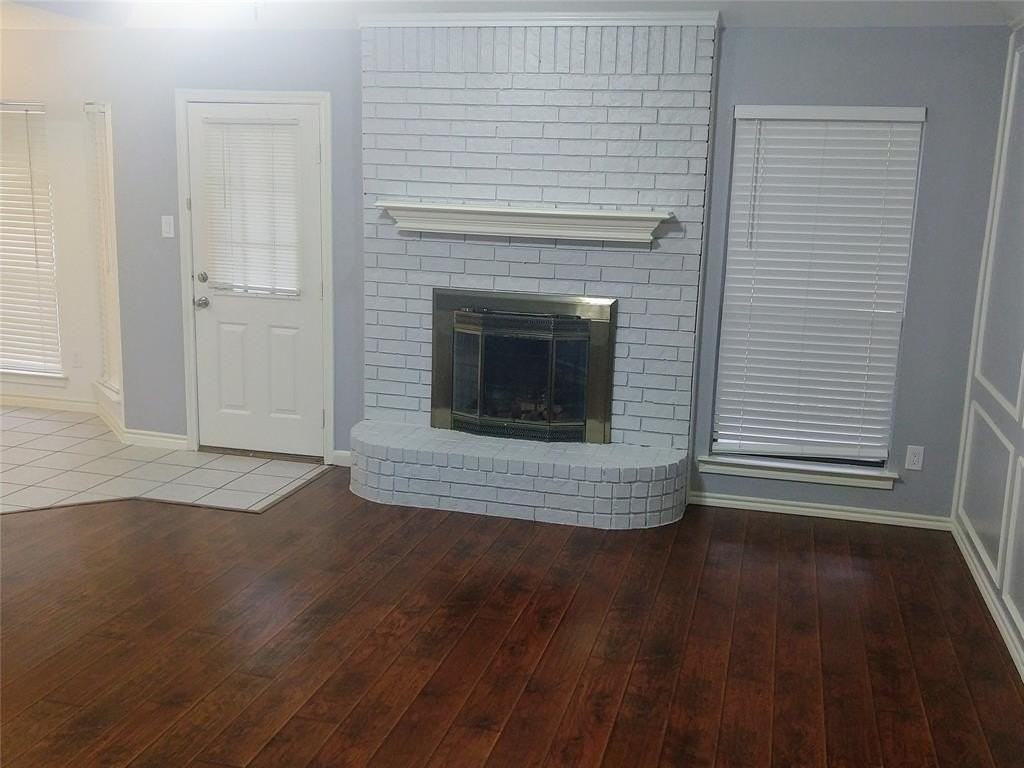 2116 Turf Club Dr - Photo 2 of 23