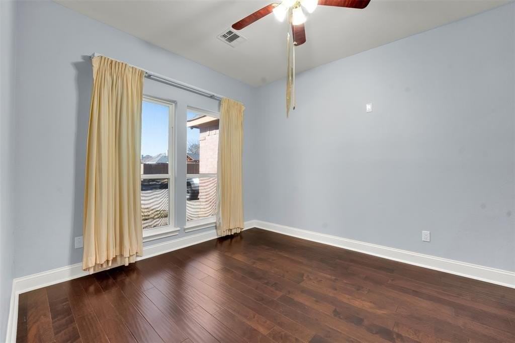 1653 Churchill Ln - Photo 7 of 28