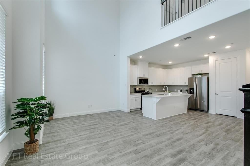 4171 Wetstone Ln - Photo 3 of 21