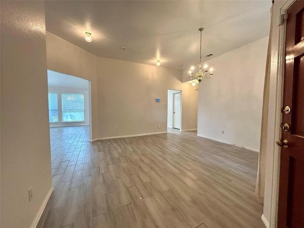 4421 Crystal Ln - Photo 6 of 13