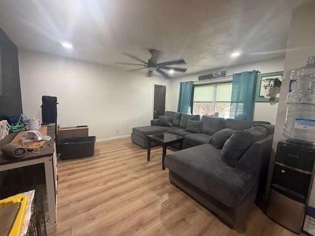 925 S Bowie Dr - Photo 2 of 12