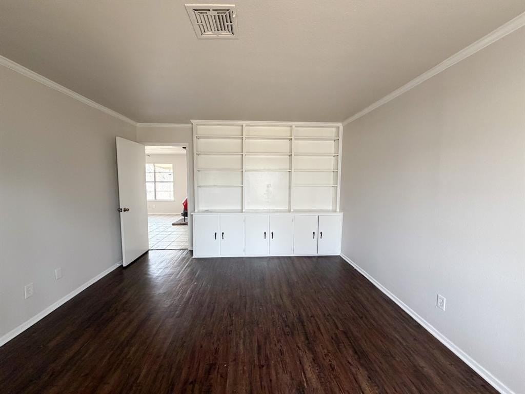 549 N 62nd St - Photo 4 of 21