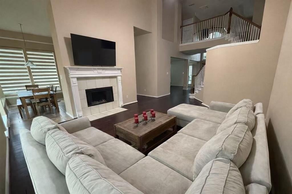 4640 Wales Dr - Photo 7 of 21