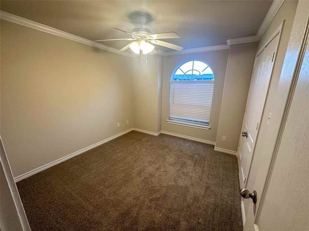 1713 Park Pl - Photo 5 of 9