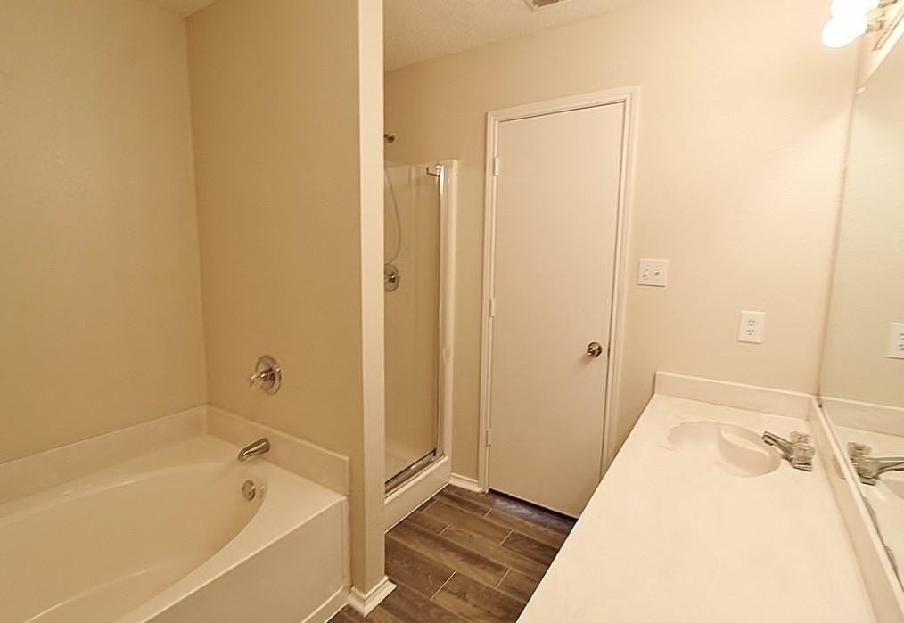 948 Applewood Dr - Photo 7 of 10