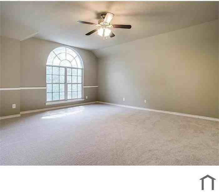 1311 Joshua Pl - Photo 7 of 11