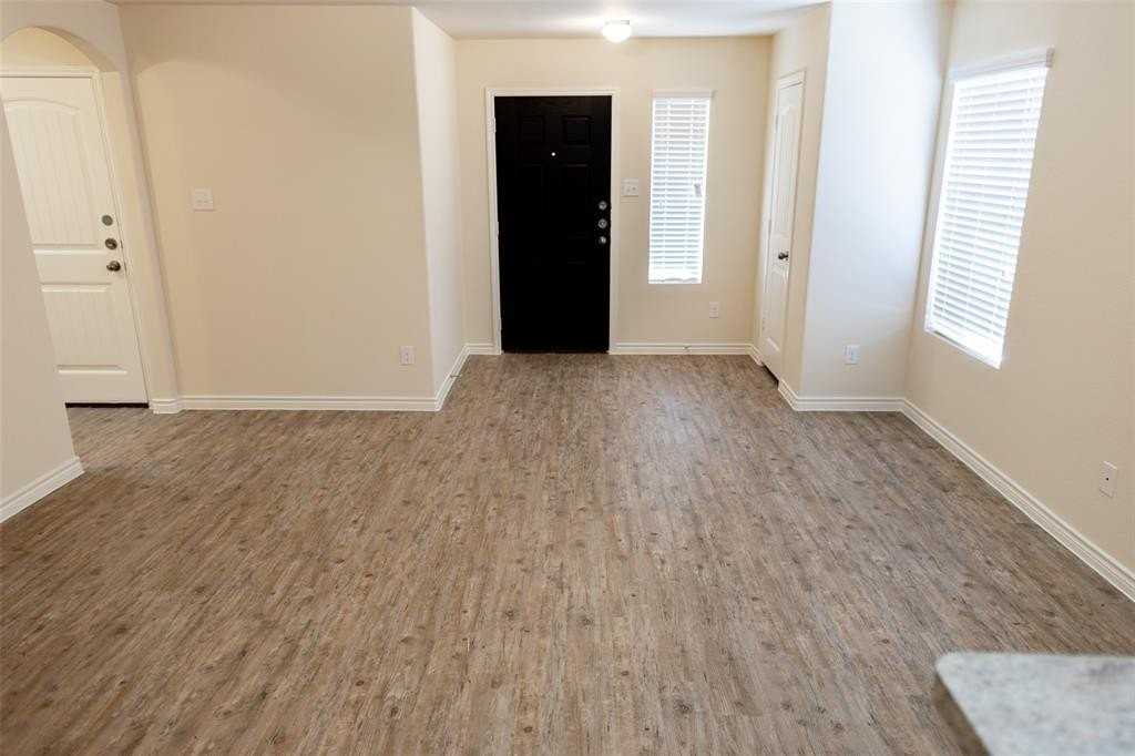 3106 Robin Rd - Photo 6 of 20