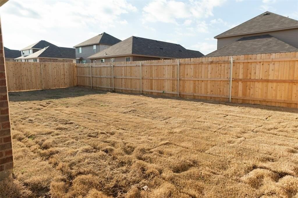 1710 Swallow Dr - Photo 2 of 11