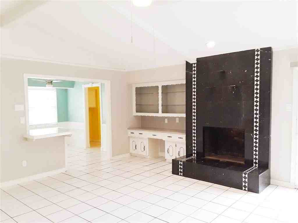 3821 Bachman Blvd - Photo 3 of 12