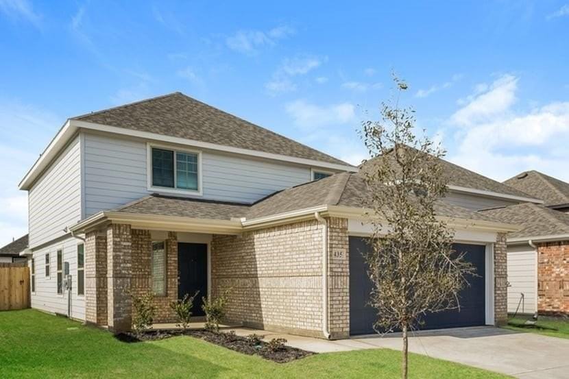 435 Thompson Dr - Photo 2 of 14