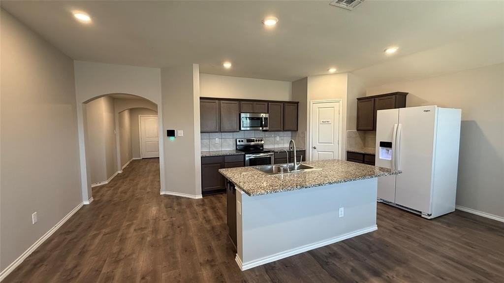 802 Turnbuckle Ct - Photo 5 of 17