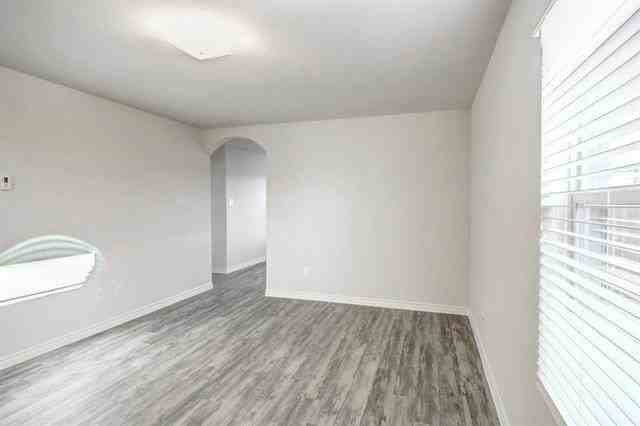 4149 Summersweet Ln - Photo 5 of 15