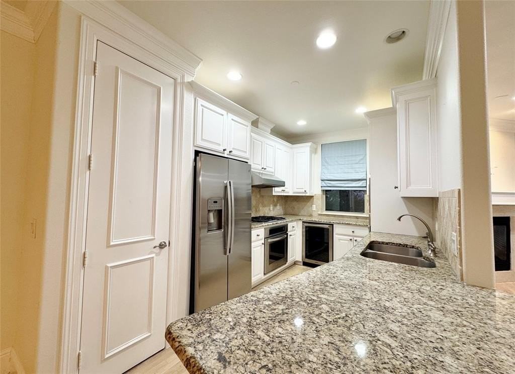 4144 Grassmere Ln #3 - Photo 5 of 17