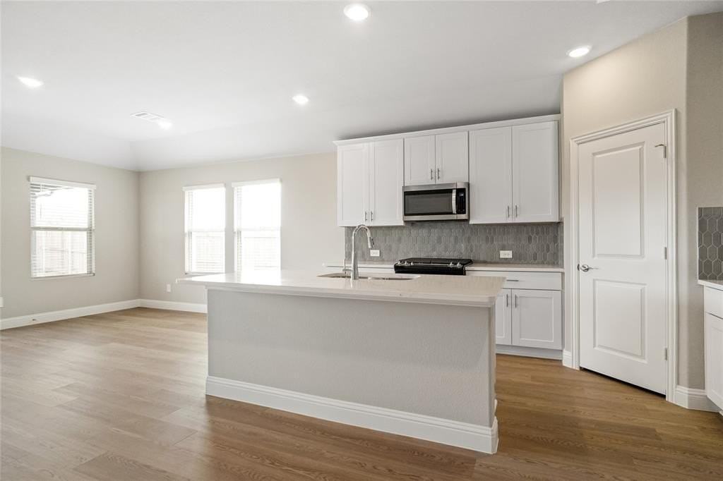 1244 Coneflower Pl - Photo 7 of 18