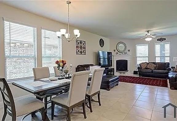 11205 Blaze St - Photo 4 of 11