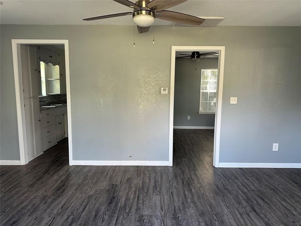 4101 N 19th St - Photo 3 of 10