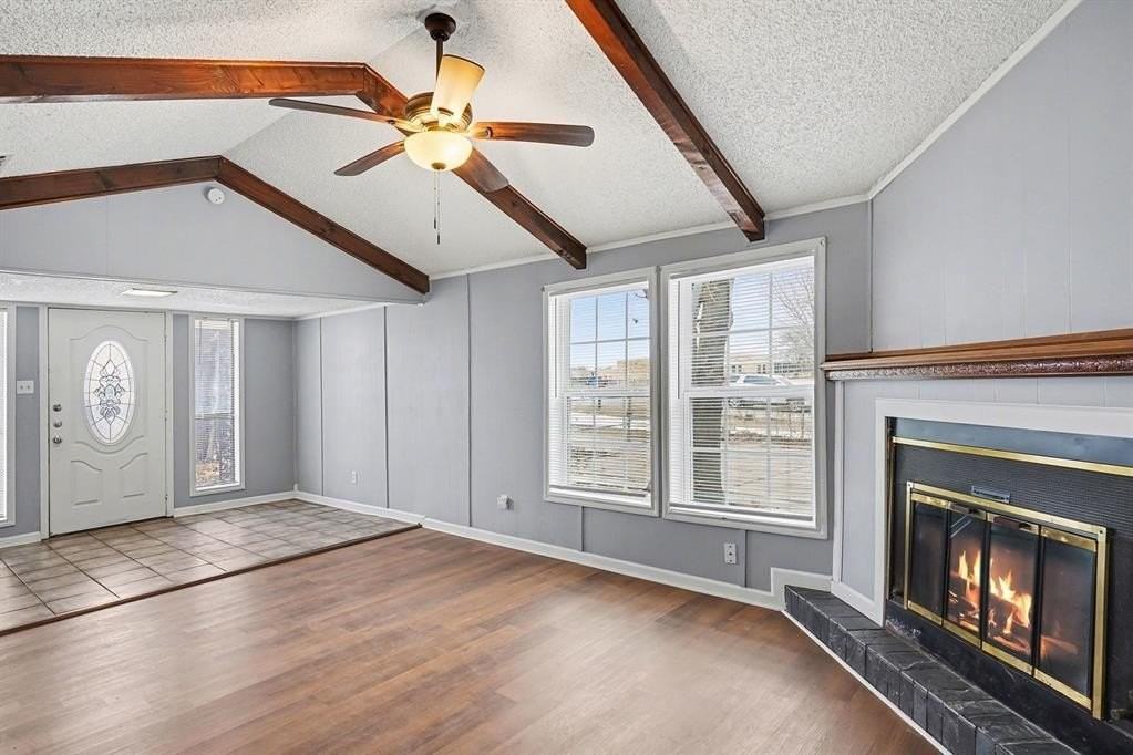 5421 Buchanan St - Photo 6 of 29