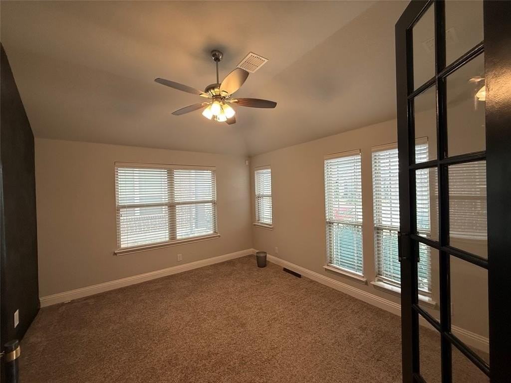 1521 Yellowthroat Dr - Photo 7 of 15