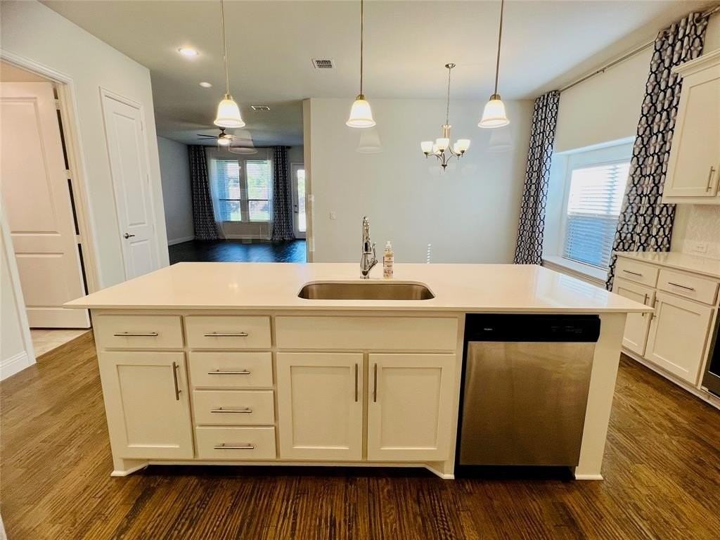 4408 Juniper Ln - Photo 6 of 24