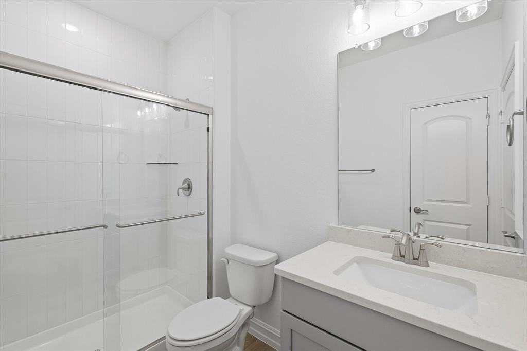 2914 Cliffside Dr - Photo 5 of 40