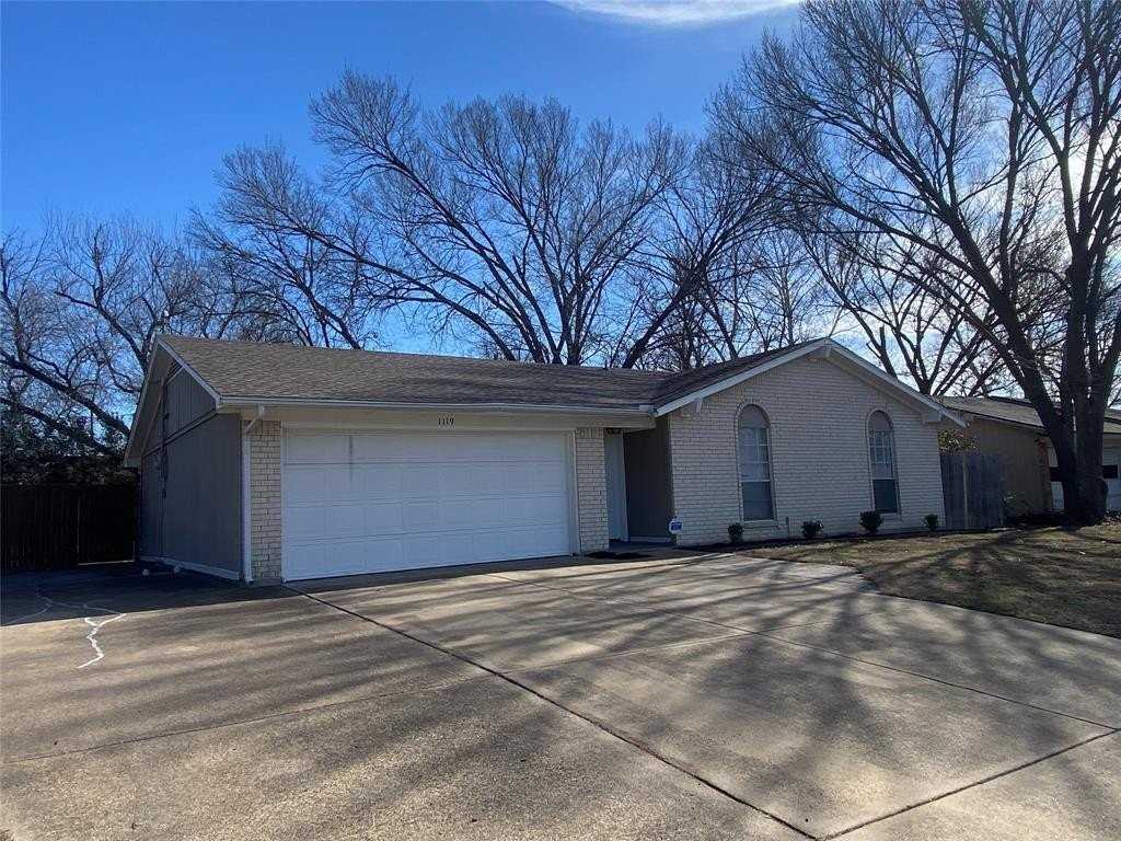 1119 Libra Dr - Photo 3 of 18