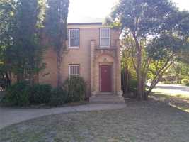 featured image of 742 Mulberry St